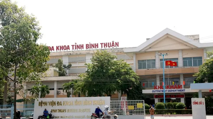 Gần 40 người nhập viện sau khi ăn bánh mỳ tại cùng một tiệm